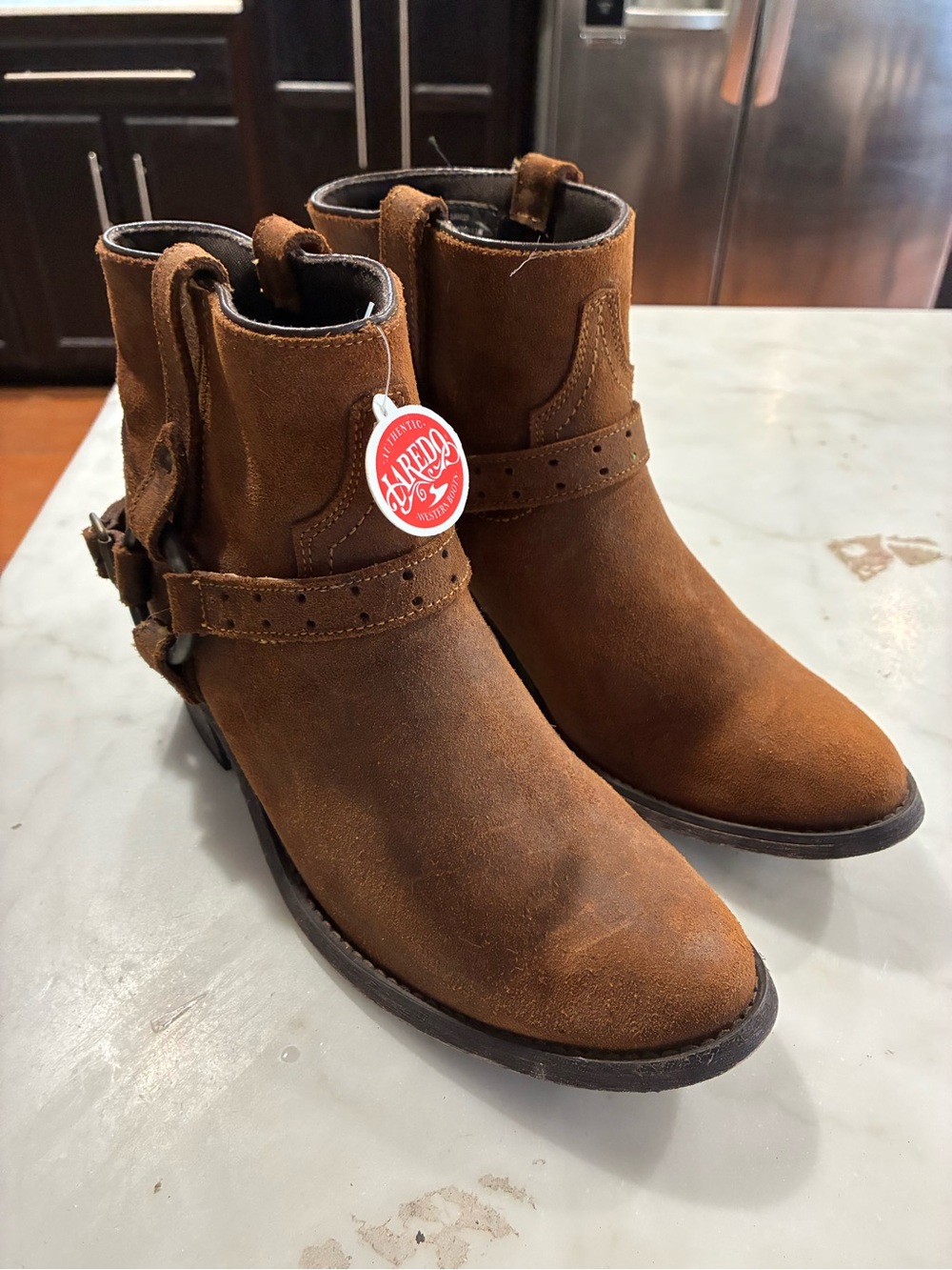 NWTLaredo Western Cowgirl Ankle Boots Women Sz 6 1/2 Tan Leather Emersyn Harness